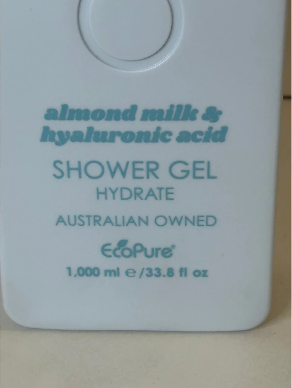 Ciroa Almond Milk & Hyaluronic Acid shower gel (Hydrate) 33 fl. oz